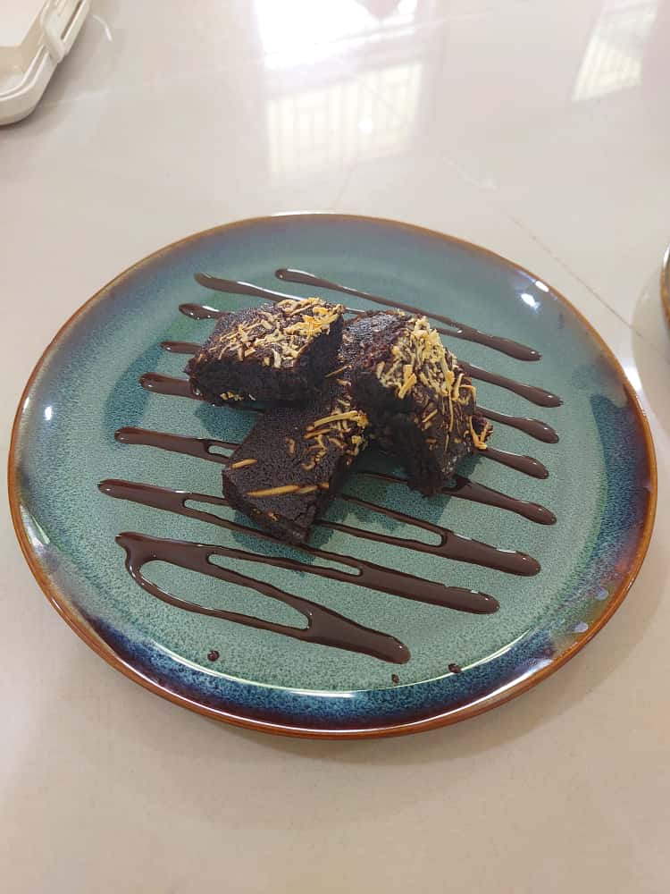 Brownis Cokelat Padat
