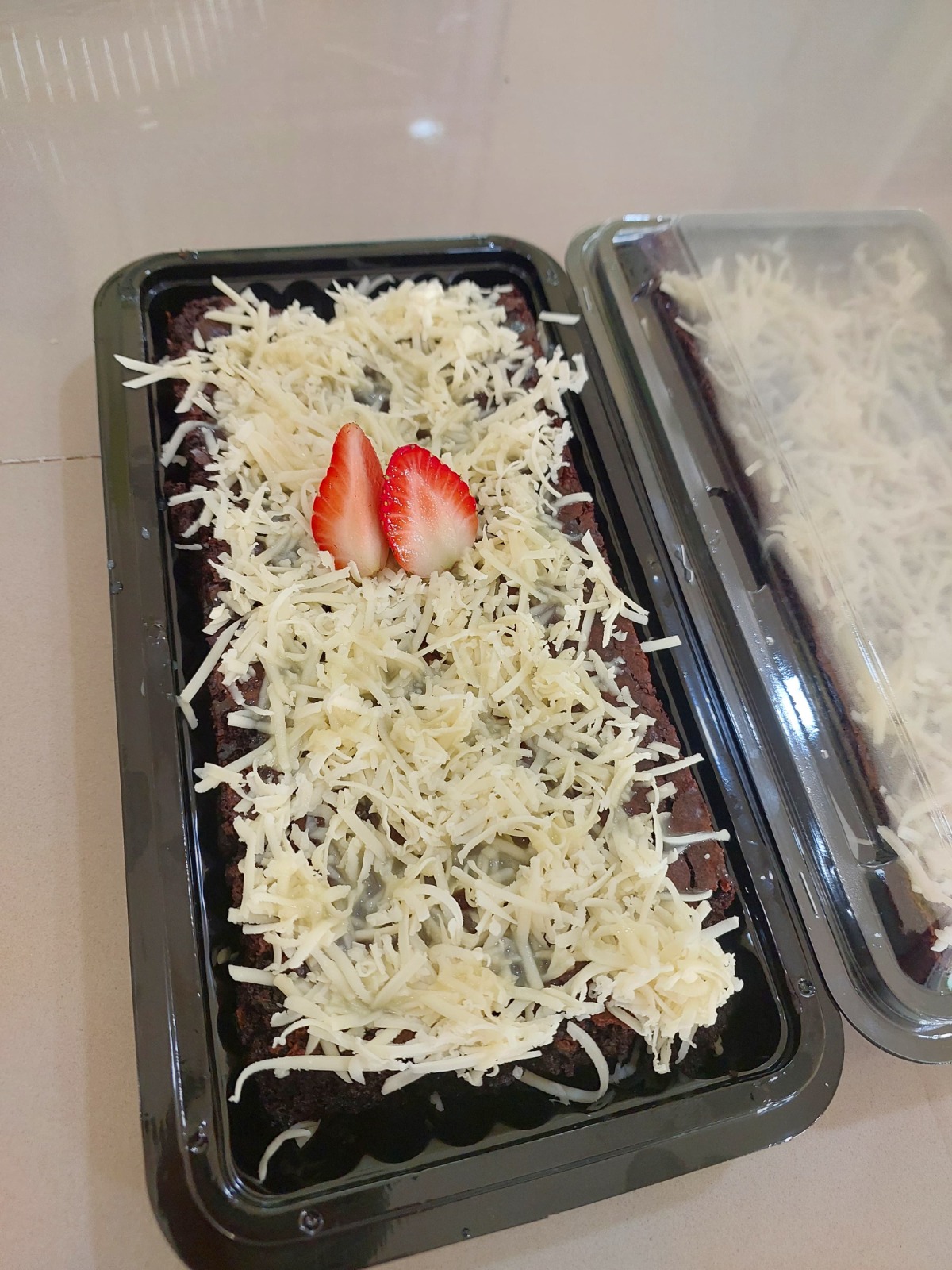 Brownis Cokelat Keju
