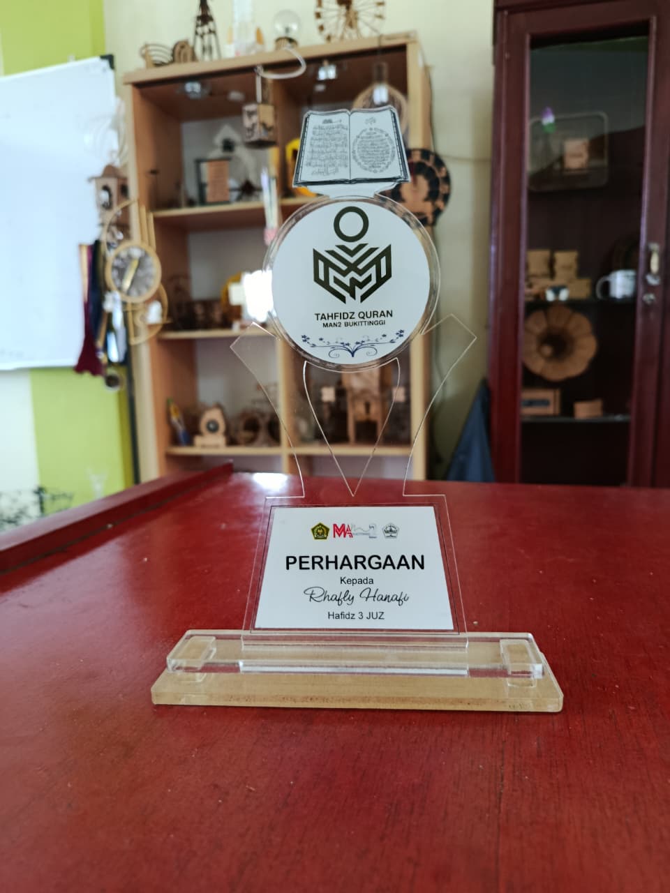 Piala Penghargaan Akrilik