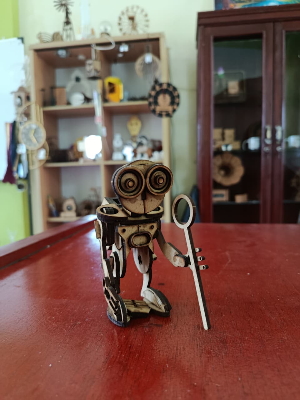 Miniatur Robot Steampunk Kayu Triplek